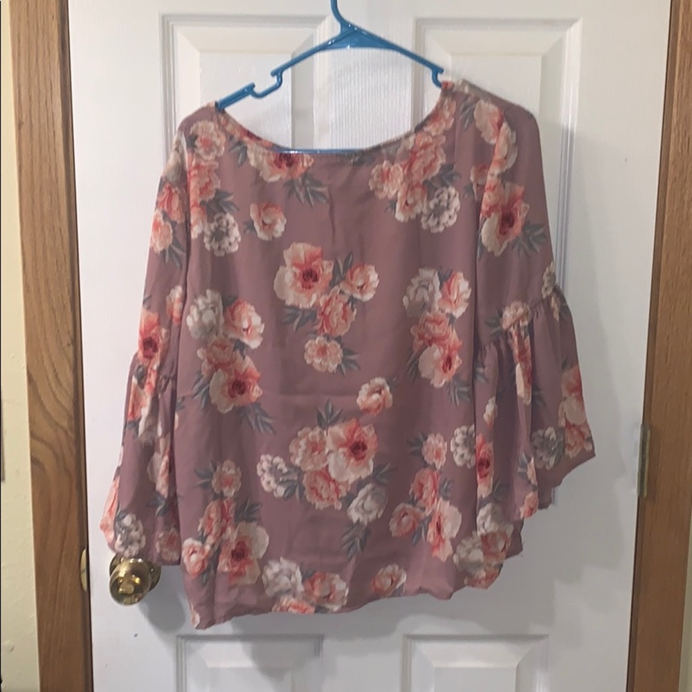 Floral blouse - Picture 4 of 4